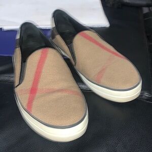 Burberry Tan and Red Women's Sneakers